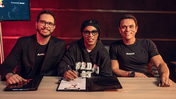 Ronaldinho Gaúcho se torna embaixador e Head de Inovação da Amvox