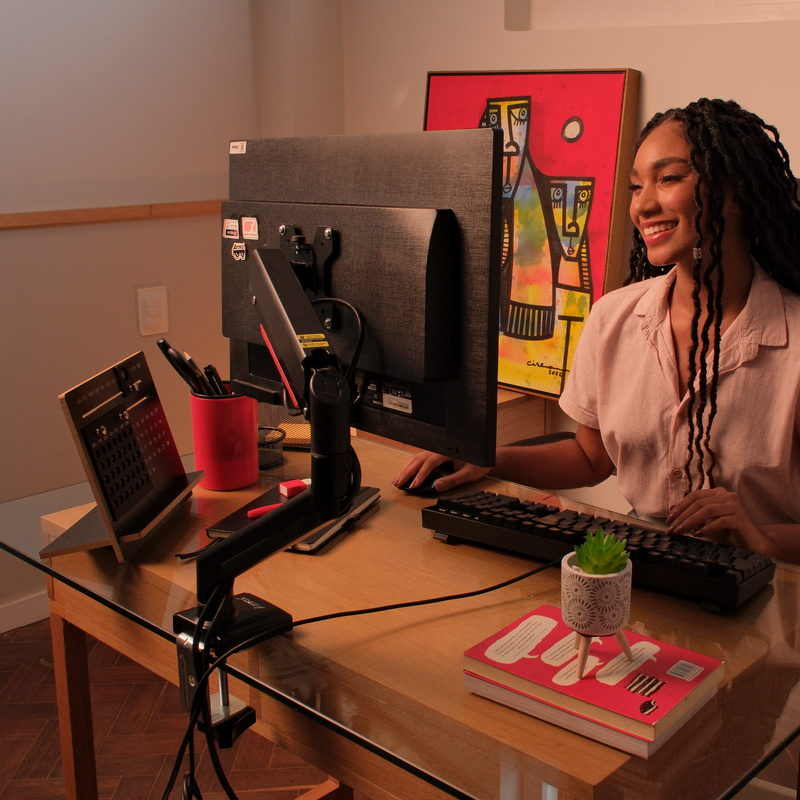 Suporte De Monitor Braço Único ASM 08A